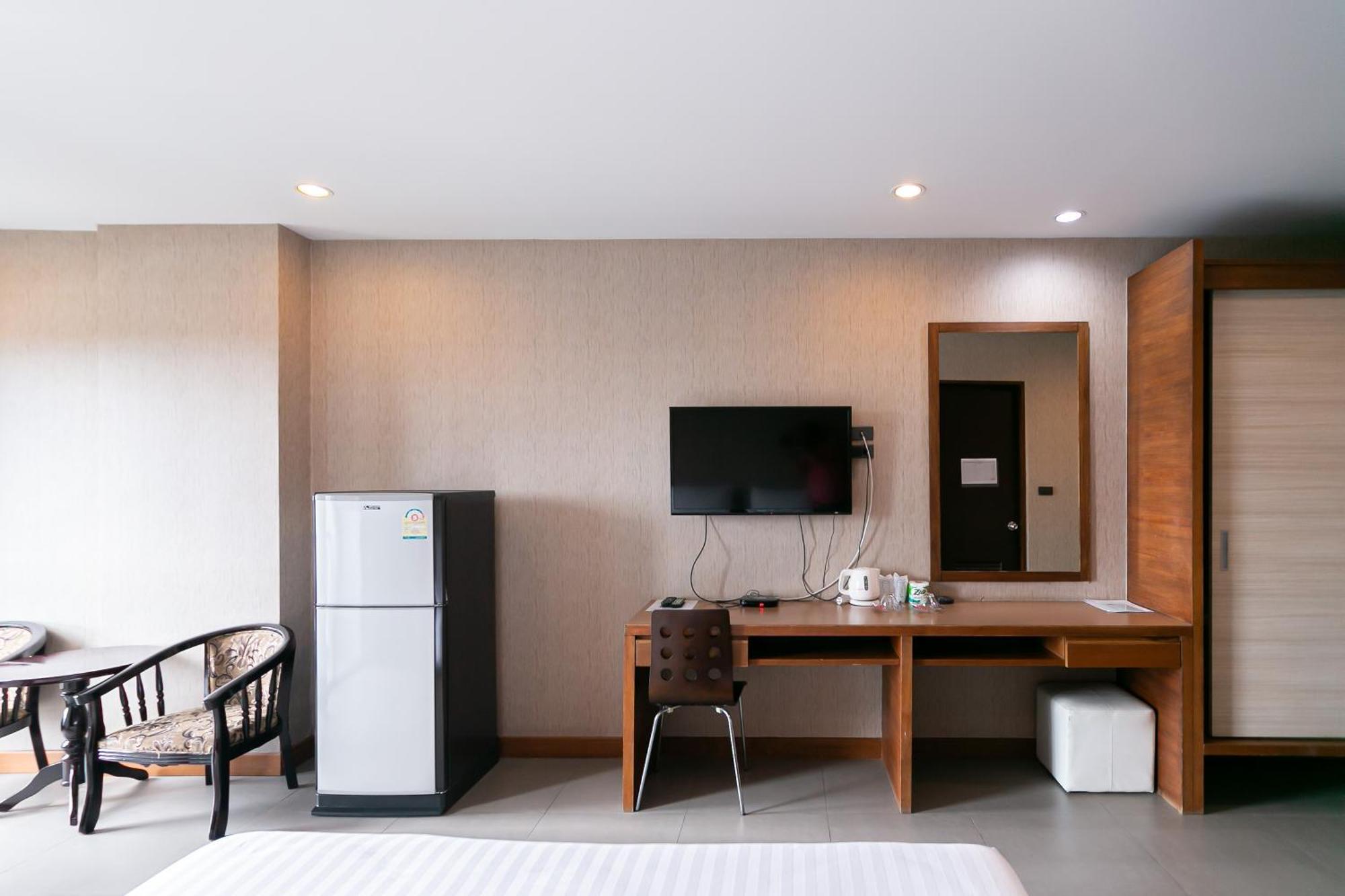 Farthai Residence Phan Thong Exterior photo